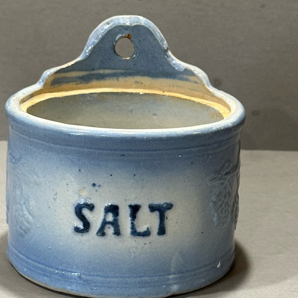 Salt Crock - Picture 1 of 12